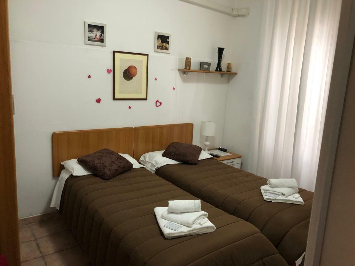 Apartmán Casa Gemelli Řím Exteriér fotografie